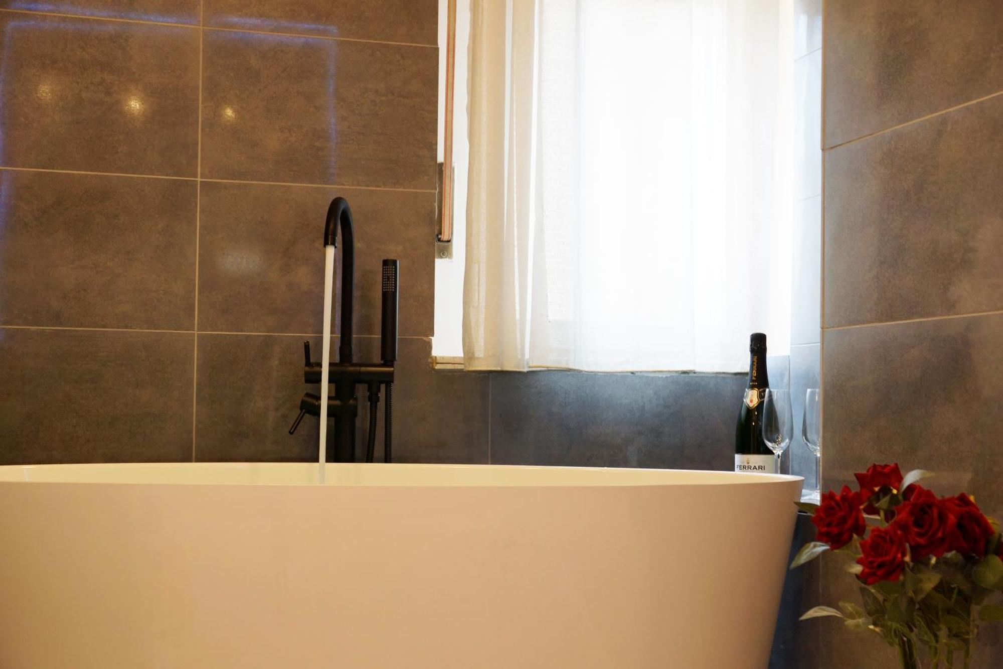 Casa Rosmini Rooms, Dolomia Best Home Trento Eksteriør bilde